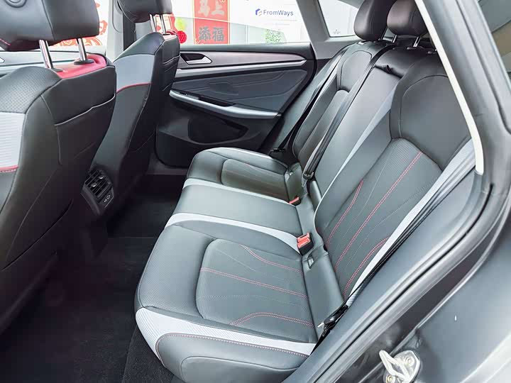 Фото 9 - Volkswagen Lamando L