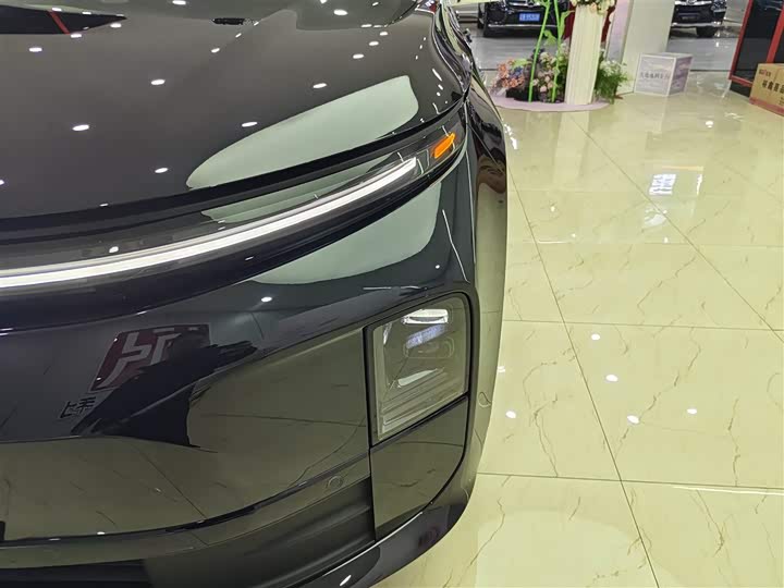 Photo 9 - LiXiang L6