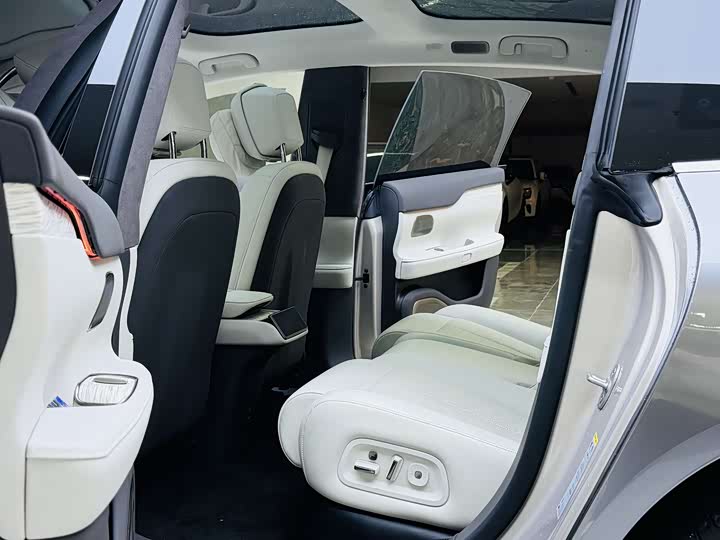 Фото 6 - Nio ET7