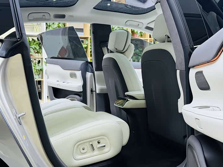 Фото 7 - Nio ET7