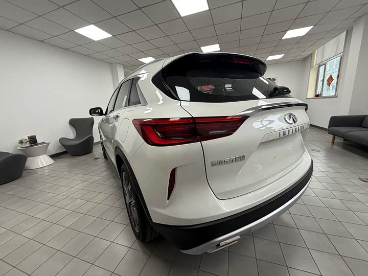 Фото 4 - Infiniti QX50