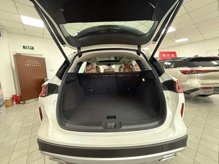 Фото 6 - Infiniti QX50