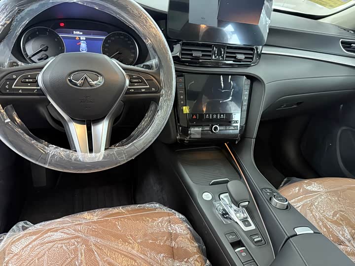 Фото 9 - Infiniti QX50