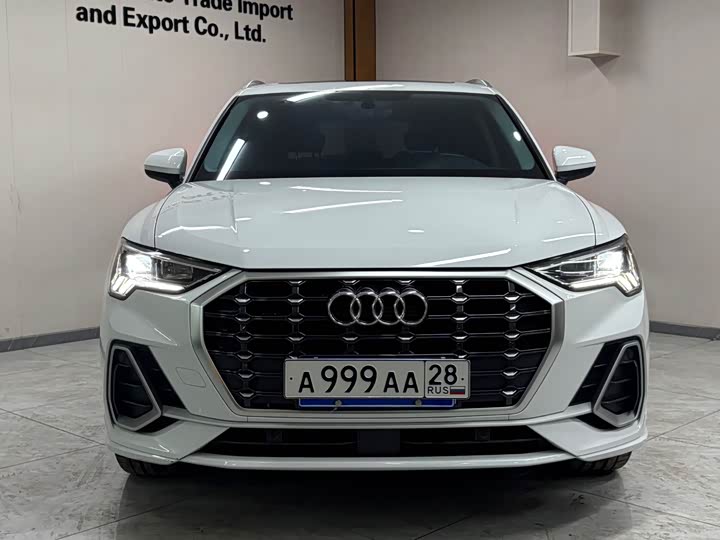 Фото 2 - Audi Q3