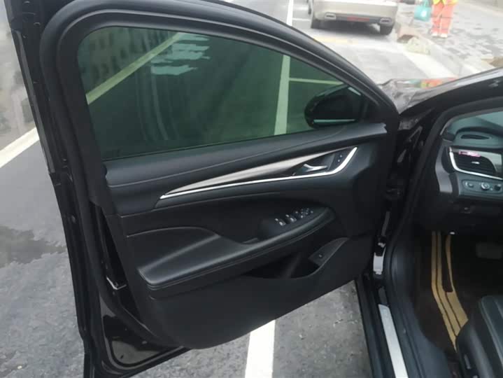 Фото 7 - Buick LaCrosse