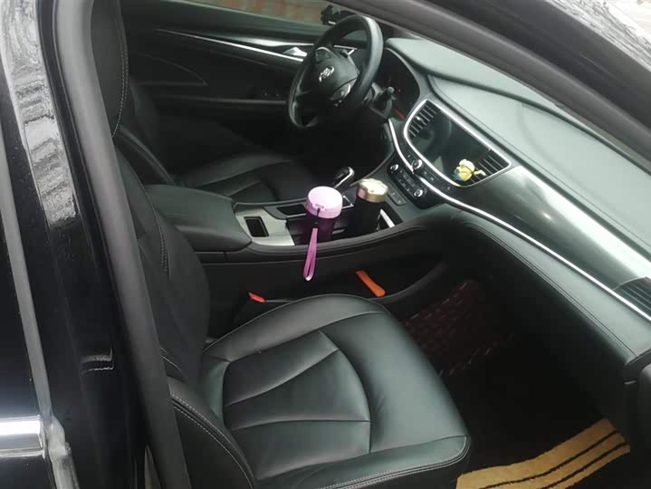 Фото 8 - Buick LaCrosse