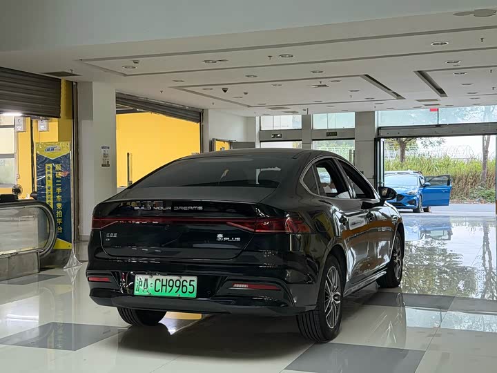 Фото 9 - BYD Qin Plus