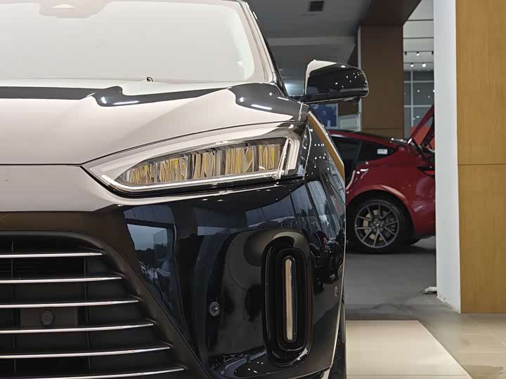 Фото 2 - Aito M5