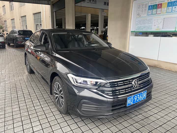 Фото 3 - Volkswagen Sagitar L