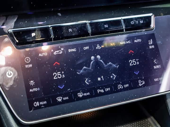 Фото 4 - Maserati Grecale