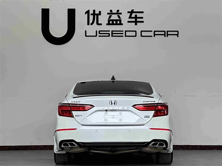 Фото 8 - Honda Inspire