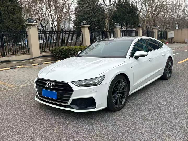 Фото 1 - Audi A7