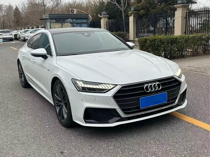 Фото 3 - Audi A7