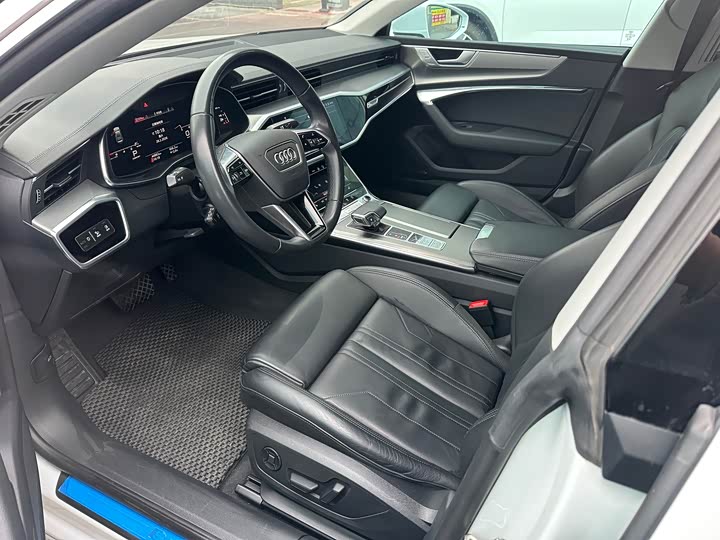 Фото 4 - Audi A7