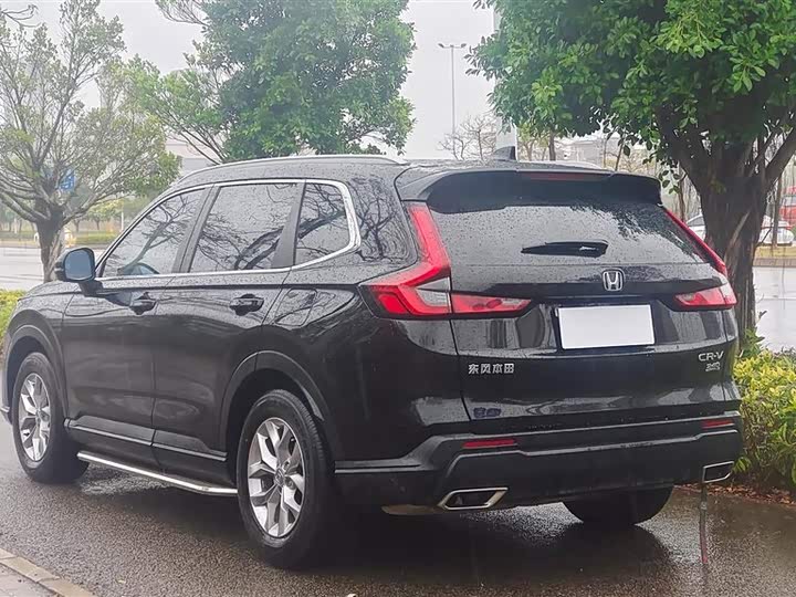 Photo 3 - Honda CR-V