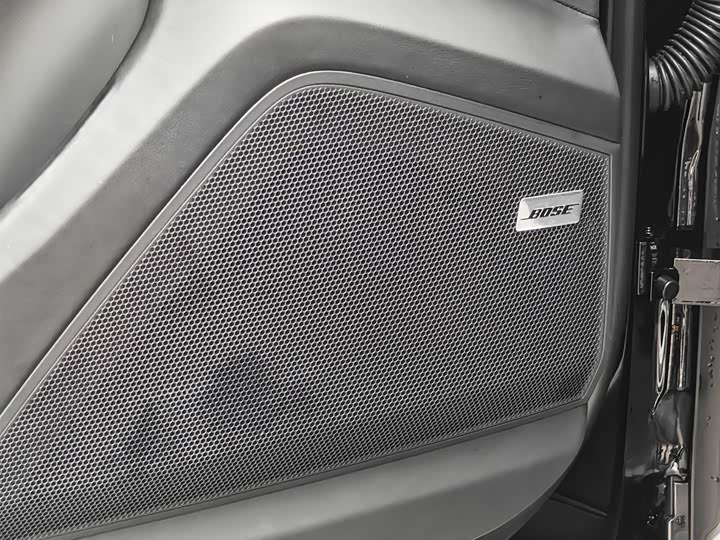 Фото 7 - Porsche Cayenne