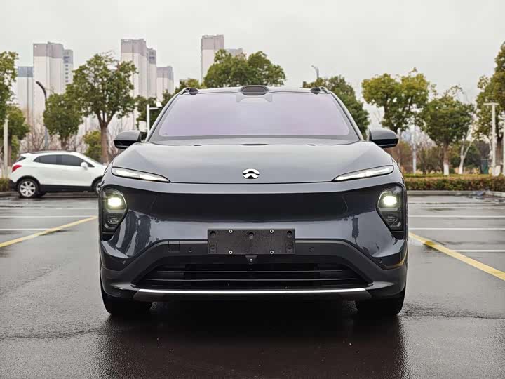 Фото 1 - Nio ES7