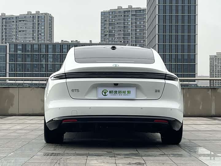 Фото 5 - Nio ET5