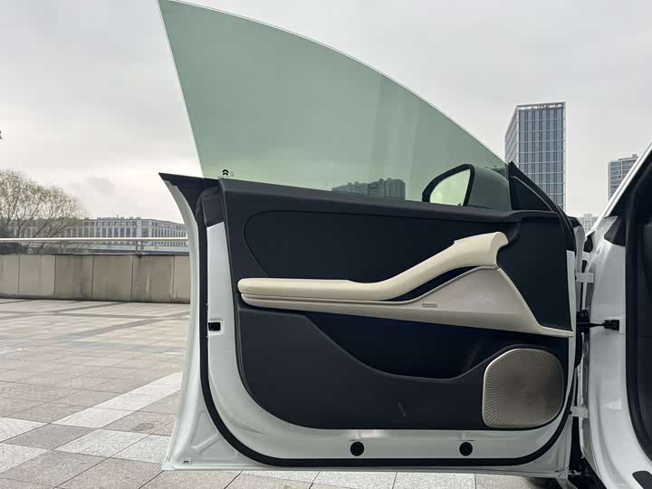 Фото 8 - Nio ET5