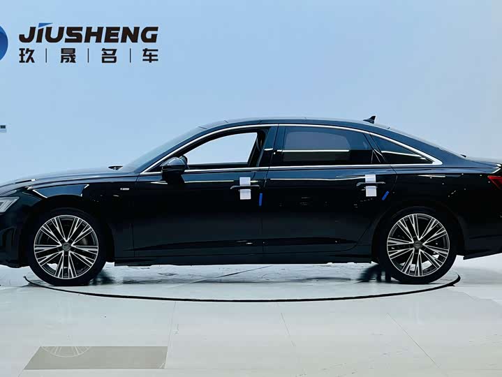 Фото 3 - Audi A6L