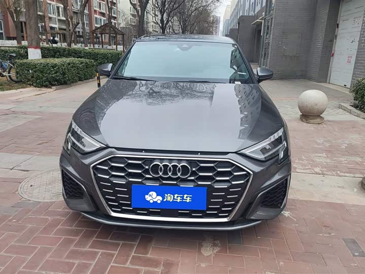 Фото 2 - Audi A3