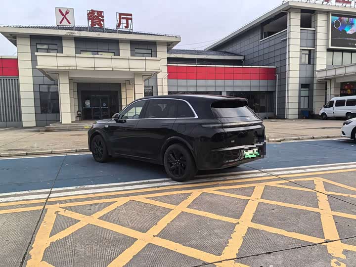 Фото 7 - LiXiang L7