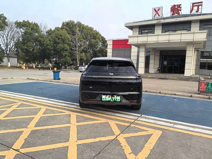 Фото 8 - LiXiang L7