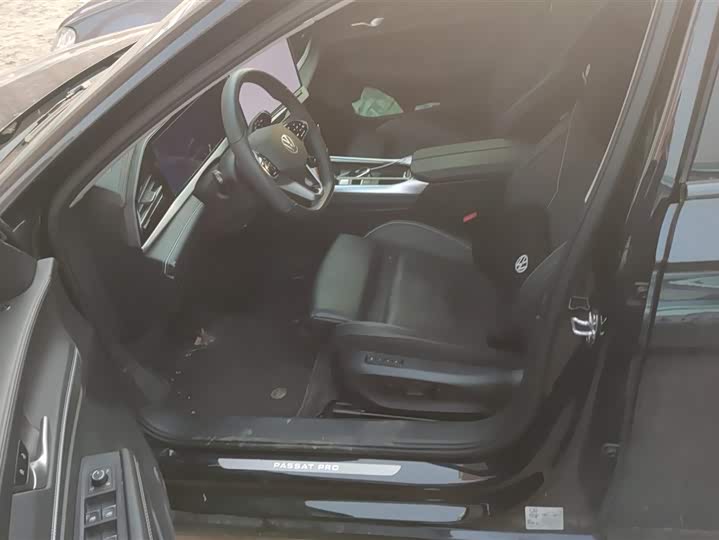 Фото 9 - Volkswagen Passat