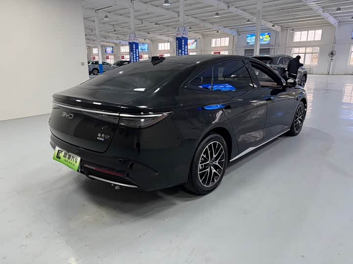 Photo 4 - BYD Seal 07 DM-i Hybrid