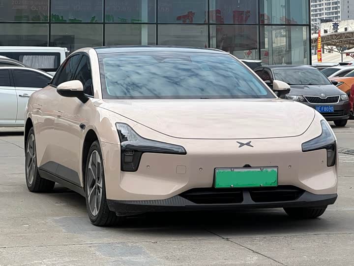 Фото 3 - XPeng Mona M03