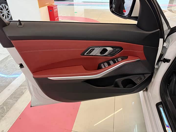 Фото 6 - BMW 3 Series