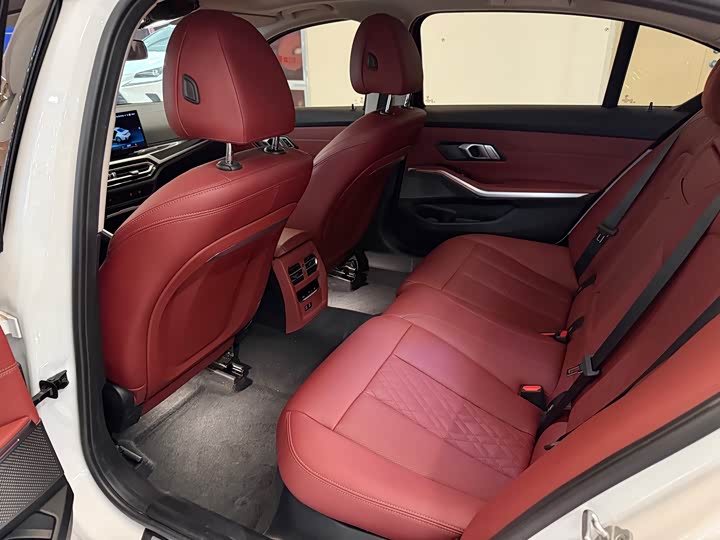 Фото 9 - BMW 3 Series