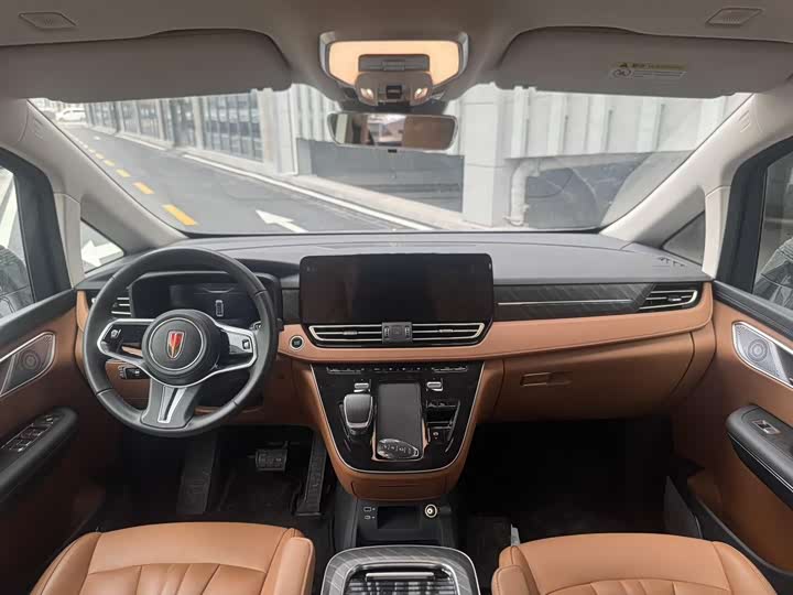 Фото 6 - Hongqi HQ9 Hybrid