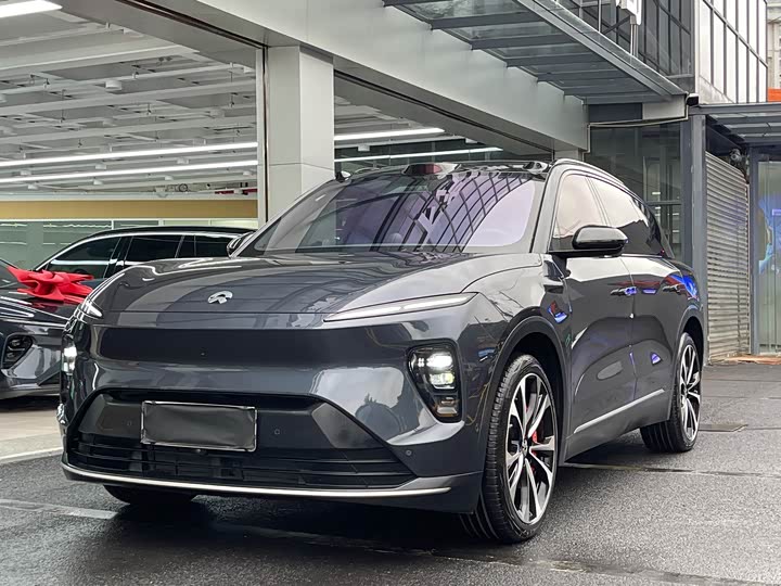 Фото 1 - Nio ES8