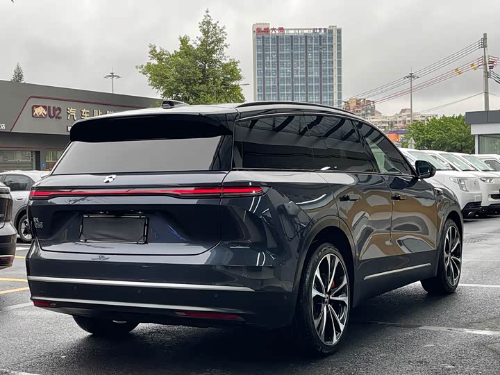 Фото 7 - Nio ES8