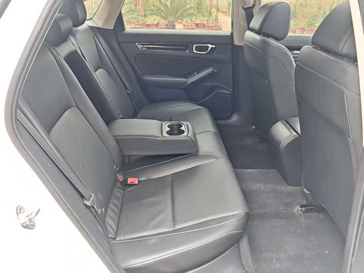 Фото 9 - Honda Civic