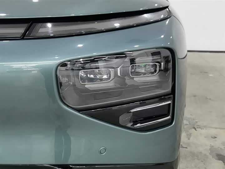 Фото 7 - XPeng G9