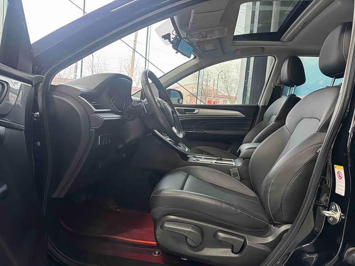 Фото 7 - Haval M6