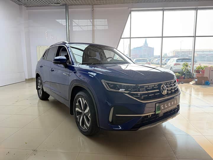 Фото 3 - Volkswagen Tayron GTE Hybrid