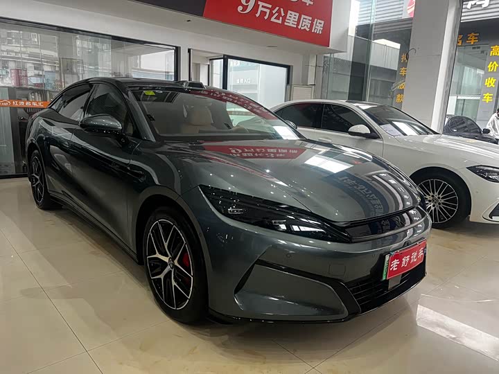 Фото 2 - BYD Han L