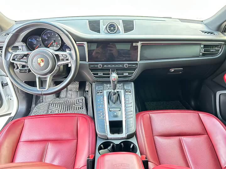 Фото 7 - Porsche Macan