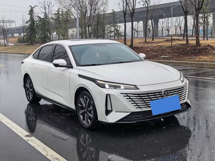 Photo 2 - Changan Eado Plus