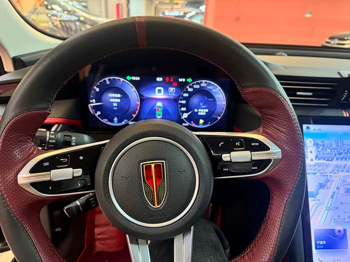 Фото 6 - Hongqi H6