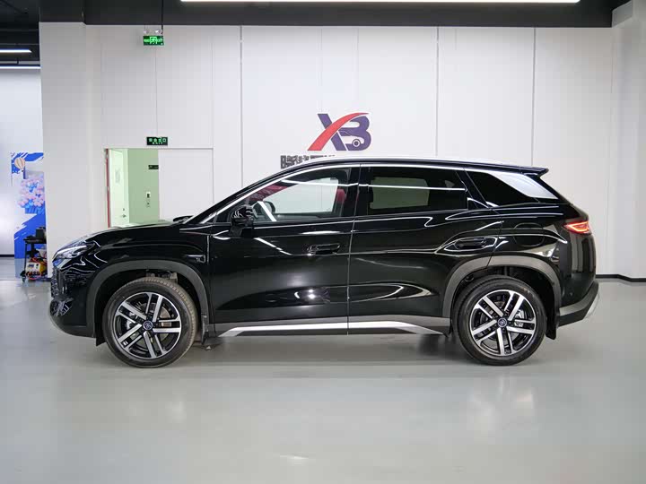 Фото 2 - BYD Song L DM-i Hybrid