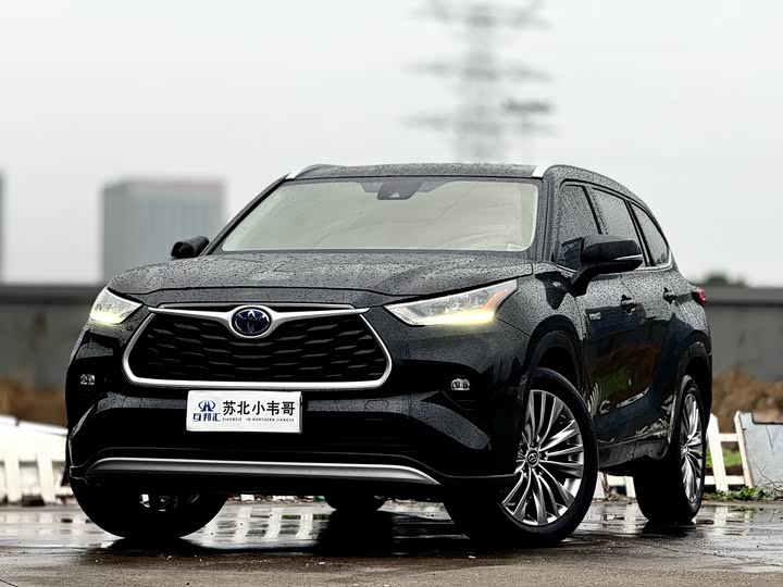 Фото 2 - Toyota Highlander