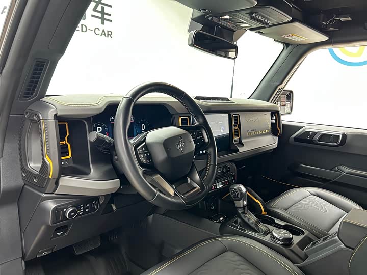 Фото 7 - Ford Bronco