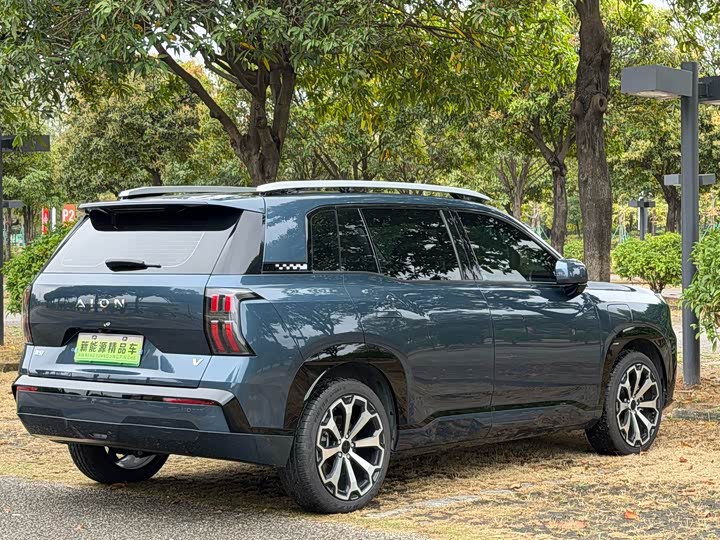 Photo 7 - GAC Aion V