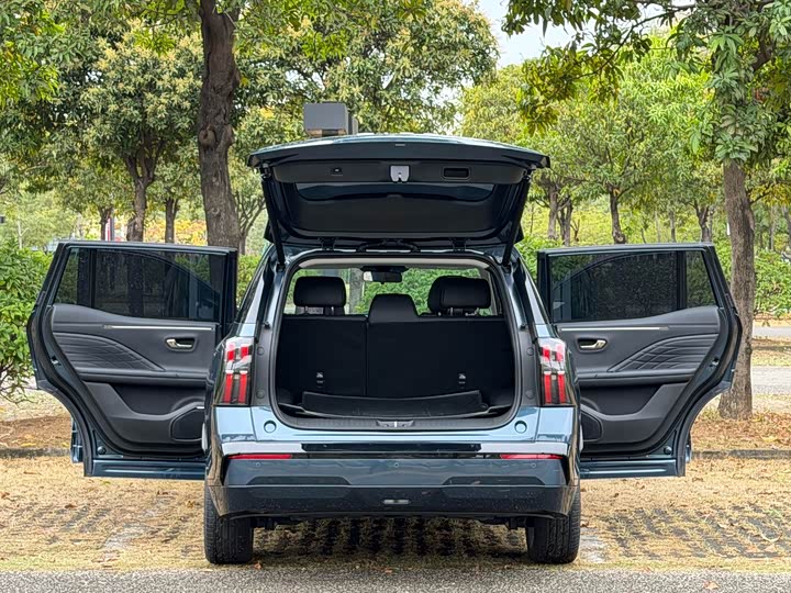 Photo 9 - GAC Aion V