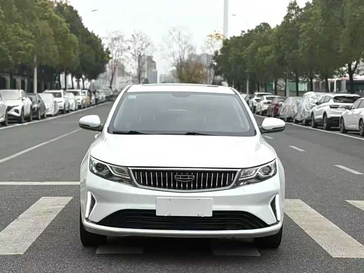 Фото 2 - Geely Emgrand GL