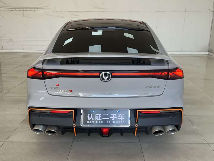 Фото 7 - Changan UNI-V